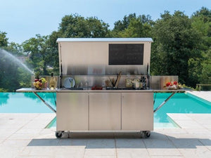 Outdoor Kitchen